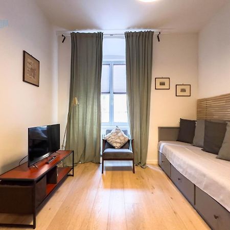 Imbriani 4S Tirabora Short Rent Apartment Trieste Luaran gambar